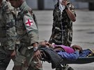 Po úterním zemtesení úady v Nepálu hlásí dva tisíce zranných (13. kvtna...