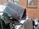 Mercedes 320 stojí v Lauritzenov� gará�i v Severním Jutsku od roku 1980. Po 35...
