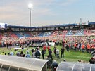 OSLAVA NA STADIONU. Fotbalisté Plzn slaví titul.