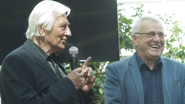 Kest autobiografie Petra Ulinho "Boulivk John". Karel Brckner (vlevo) a Petr Ulin.