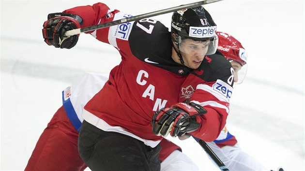 Kanadsk tonk Sidney Crosby ve finlovm duelu s Ruskem.