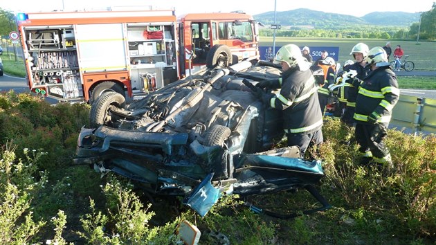 Tragick nehoda na kruhovm objezdu v Hrdku nad Nisou.