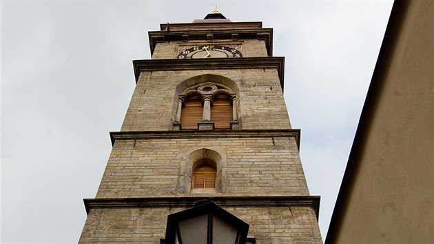 Bílá věž v Hradci Králové má za sebou půldruhého roku oprav. Připomene historii města pomocí moderní techniky (11. 3. 2015).