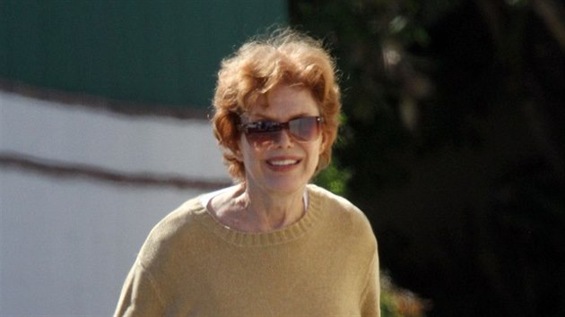 Nancy Dowová po prodělané mrtvici (Los Angeles, 13. října 2011)