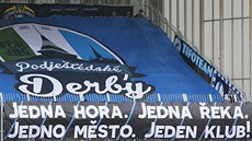 Transparent fanouk pi severoeském derby Jablonec vs Liberec.