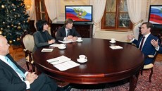 Dmitrij Kiseljov pi rozhovoru s ruským prezidentem Dmitrijem Medvedvem v roce...