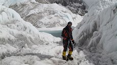 Pavel Bém pod vrcholem Mount Everestu