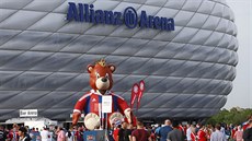 Fanouci Bayernu Mnichov míí na zápas s Barcelonou.