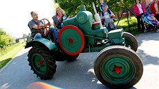 Na Bav kanál se o víkendu vrátily traktory.