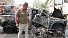 V Bagdádu vybuchla bomba nastraená v automobilu (9. kvtna 2015).