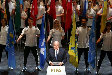 Prezident FIFA Sepp Blatter zahajuje volební kongres v roce 2015.