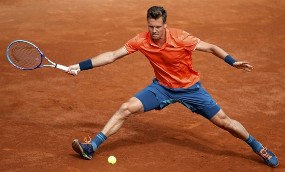 Tomá Berdych hraje o osmifinále Roland Garros