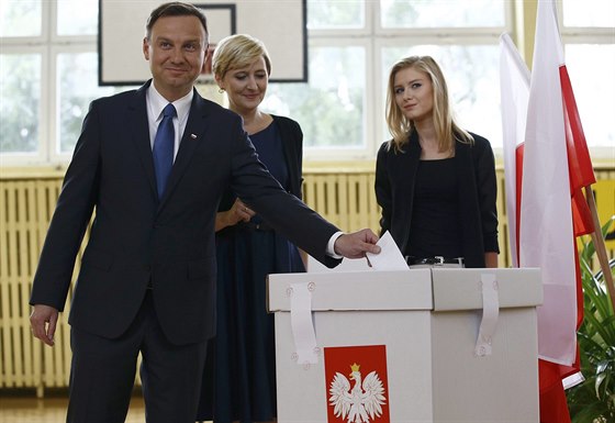 Polský prezident Andrzej Duda bhem voleb v roce 2015. (24. kvtna 2015)