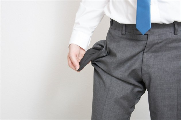 P�edplacené karty v okolních zemích jsou levn�j�í ne� v �esku