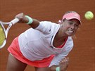 eská tenistka Andrea Hlaváková hraje na Roland Garros proti Seren...
