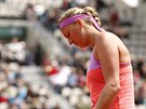 NEDAÍ SE. eská tenistka Petra Kvitová se ve druhém kole Roland Garros trápí.