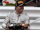 Nico Rosberg slaví vítzství ve Velké cen Monaka.