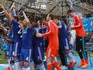 Fotbalisté Chelsea oslavují zisk mistrovského titulu.