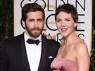 Maggie Gyllenhaalová a její slavn�j�í bratr Jake na Zlatých glóbech