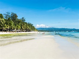 White Beach, Boracay, Filipíny. Tato pláž často vyhrává v anketách jako...