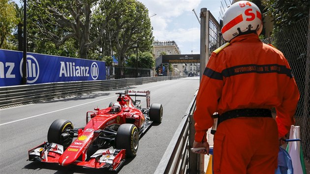 Sebastian Vettel ve Velk cen Monaka.