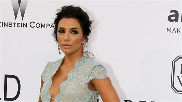 Eva Longoria na galaveeru amfAR