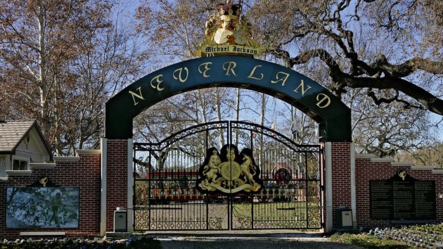 Ran Neverland, kter byl domovem a toitm zesnulho americkho popovho zpvka Micheala Jacksona, je na prodej za 100 milion dolar.