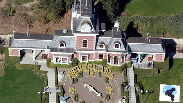 Zpvk koupil ran v roce 1988 za 19,5 milionu dolar a pektil ho na Neverland, podle ostrova Petra Pana.