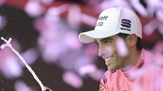 Alberto Contador po osmnácté etapě Gira navýšil svůj náskok a nešetřil...
