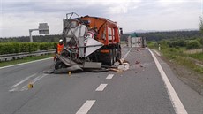 Nehoda kamionu u 136. km dálnice D5 ve smru na Rozvadov (19. 5. 2015)