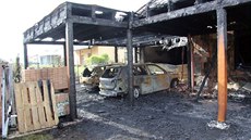 Kompletní likvidace po�áru zabrala hasi��m dv� hodiny.