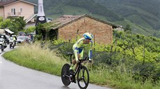Alberto Contador na trati 14. etapy Giro d´Italia