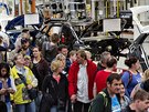 Den otev�en�ch dve�� v mladoboleslavsk� �kodovce p�il�kal lidi z cel�ho �eska...