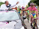 A IJU. Alberto Contador slaví s týmem Tinkoff-Saxo v poslední etap Gira svj...