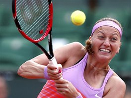 T̎K M. Petra Kvitov ve tetm kole na Roland Garros.