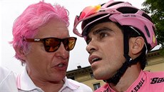 RŮŽOVÁ JE BARVA NAŠE. Lídr Gira Alberto Contador a s inspirativním přelivem...