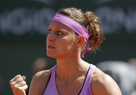 eská tenistka Lucie afáová se raduje ze zisku setu v semifinále Roland Garros. | na serveru Lidovky.cz | aktuln zprvy