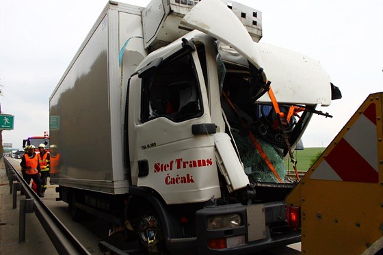 Nehoda tí kamion na 135. km dálnice D1 (9. ervna 2015)