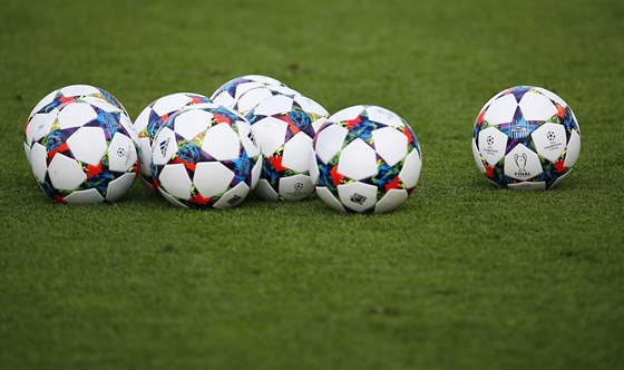 Slavia poádá mezinárodní turnaj fotbalist do dvanácti a jedenácti let.