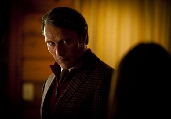 Mads Mikkelsen v seriálu Hannibal
