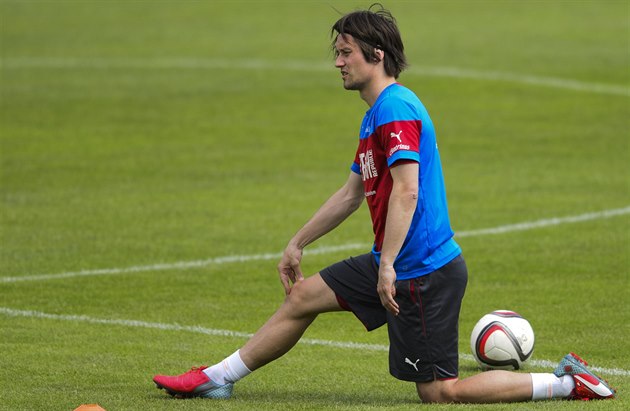 Tomá� Rosický na tréninku �eské reprezentace