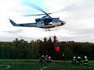 Kvůli nepřístupnému terénu musely ve skalách u Jetřichovic hasit dva vrtulníky.
