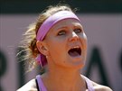TAKHLE NE! eská tenistka Lucie afáová se zlobí v semifinále Roland Garros.