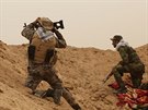Bojovníci íitské Badrovy brigády u Fallúdi (1. ervna 2015).