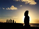 Západu slunce na Rapa Nui