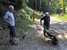 Dobrovolníci spravovali cyklostezku na Jihlavsku.