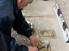 V Peruci pibyly ti Stolpersteiny. Pipomínají památku rodiny Rosenbaumovy.