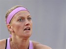 Petra Kvitová v osmifinále Roland Garros se výcarskou tenistkou Timeou...