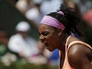 RADOSTNÝ EV. Serena Williamsová slaví zisk fiftýnu ve tvrtfinále se Sarou...