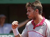 RADOST. Stan Wawrinka se raduje v semifinle Roland Garros s Jo-Wilfriedem...